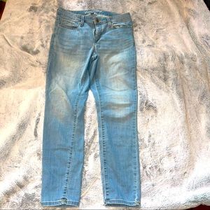 Universal Thread Skinny Jeans - Light Wash Size 8